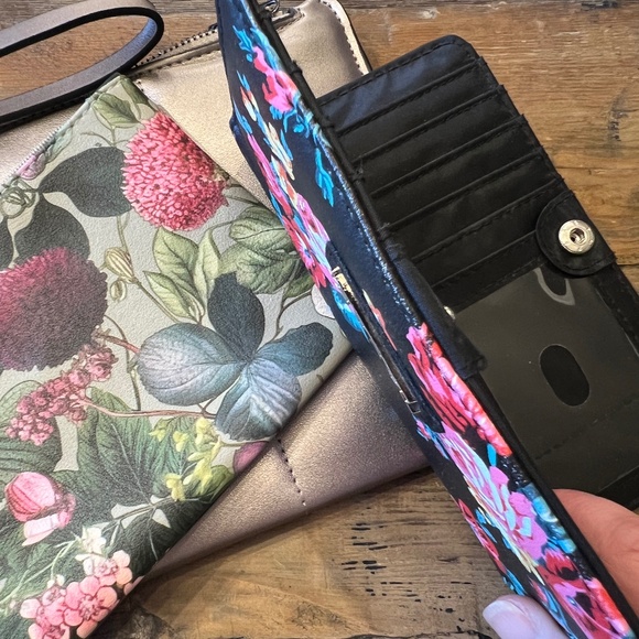 Bag & Wallet BUNDLE: TAHARI / IPSY / A NEW DAY - Picture 3 of 10